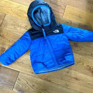 Baby northface winter jacket size 9-12 months
